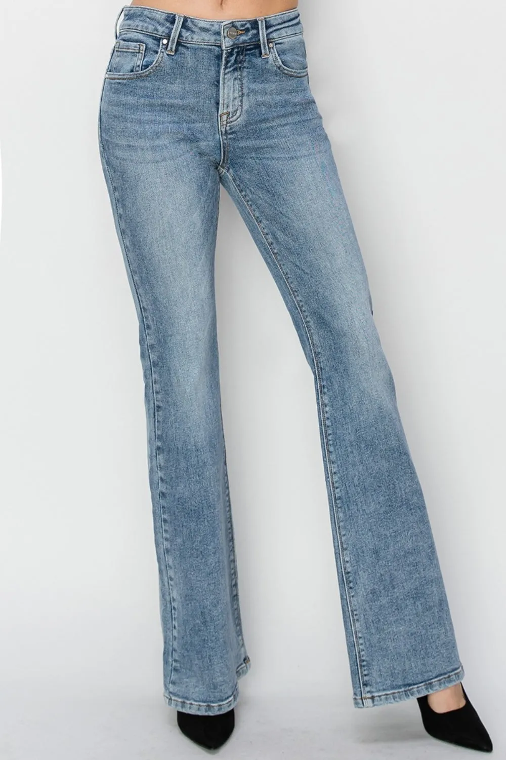 Chic Mid Rise Bootcut Jeans (O - 3X)