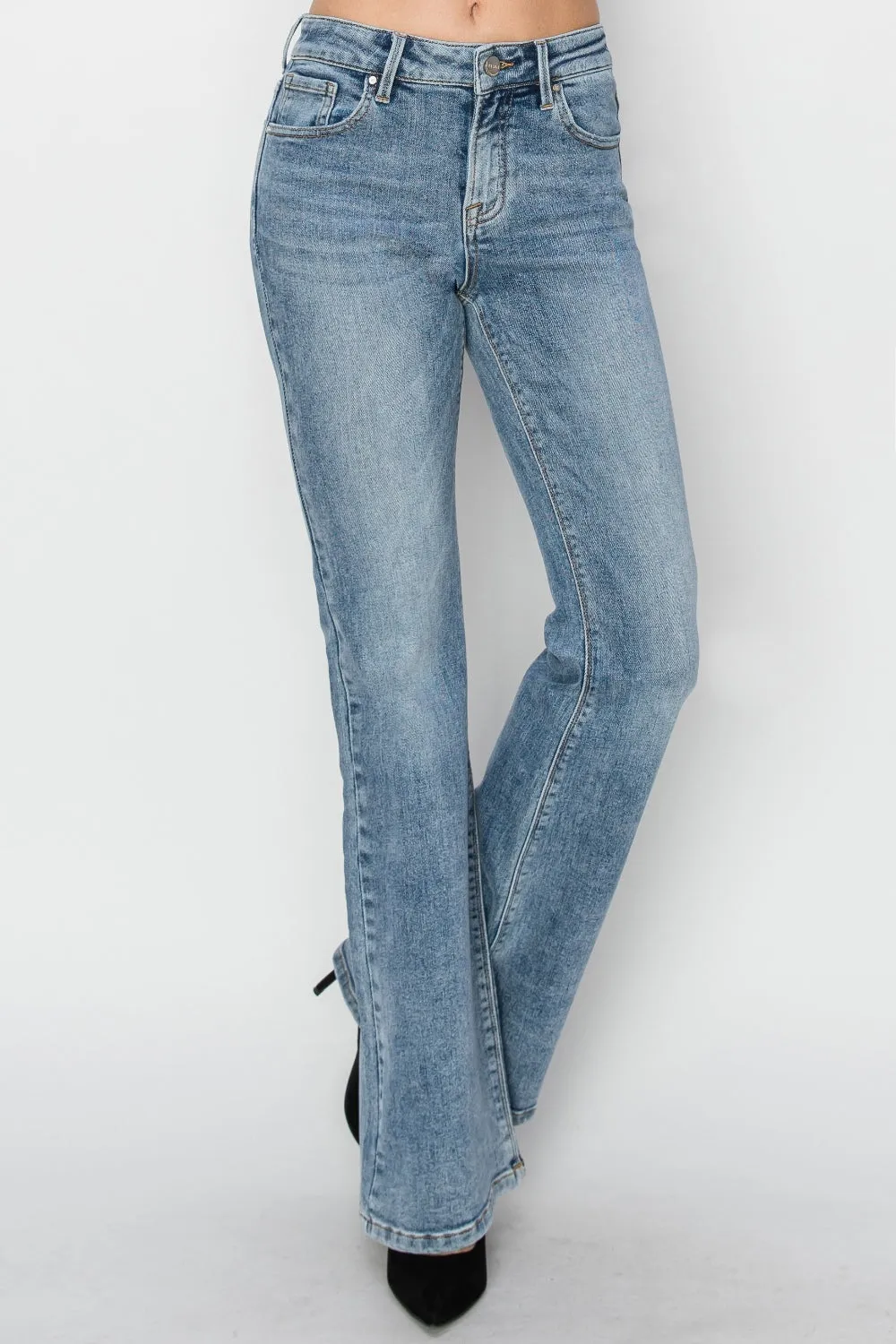 Chic Mid Rise Bootcut Jeans (O - 3X)