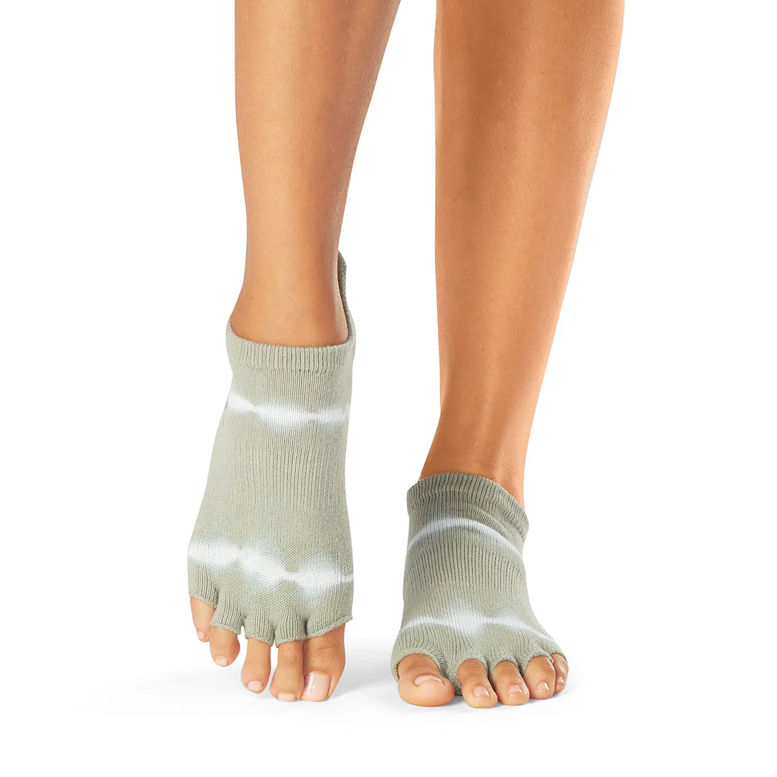 Low Rise Half Toe Grip Socks - Dyed-Stripe (Barre / Pilates)